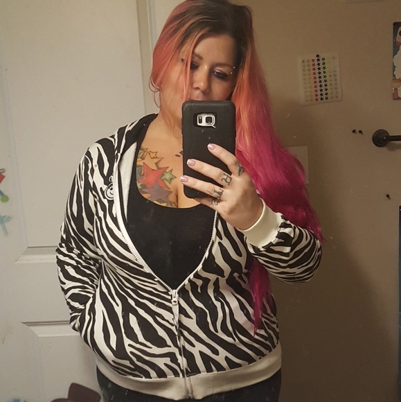 Neff 3D Zebra Hoodie !!! - Picture 2 of 8